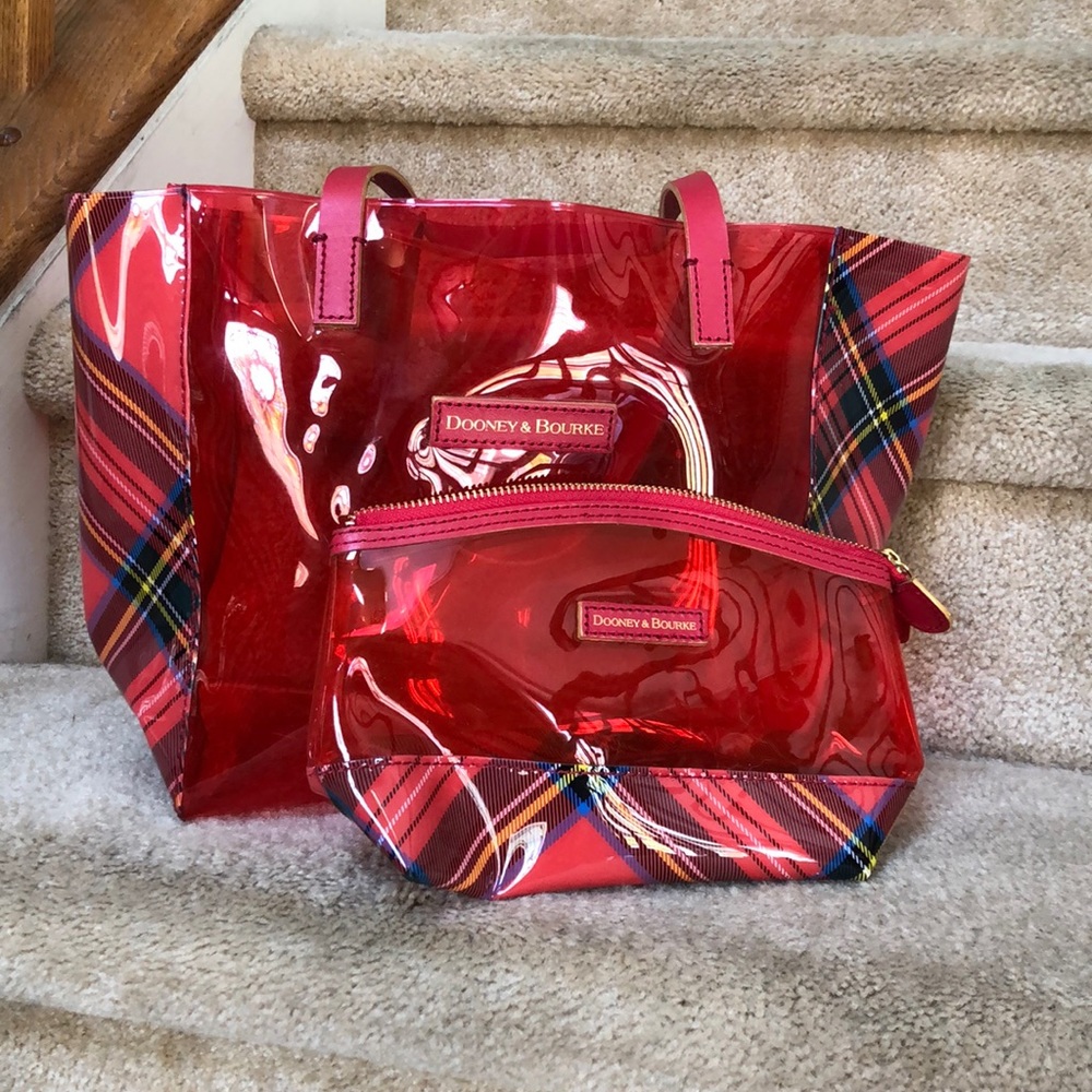 red Dooney & Bourke purse with matching bag